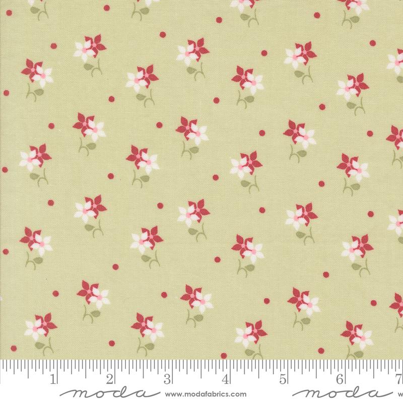 Moda, Bunny Hill, A Very Sweet Christmas,Small Poinsettias, Leaf Green