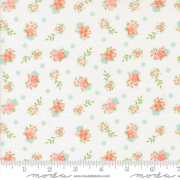Moda Fabrics, Abloom, Floral Sprigs, Cloud