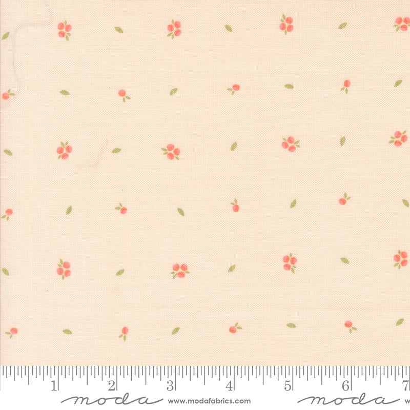 Moda Fabrics, Abloom, Tiny Tossed Flowers, Pale Pink