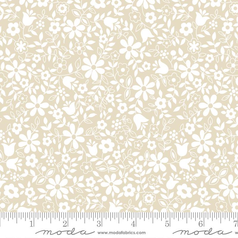 Moda Fabrics, Whispers by Studio M - Flower Patch - Natural