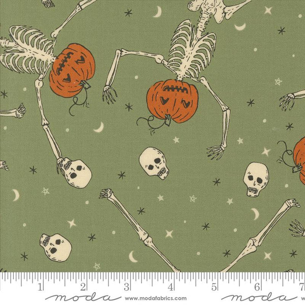 Moda, Home Sweet Haunt, Floating Skeletons, Moss